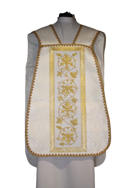 Ornat rzymski ecru/biały Serce Pana Jezusa (60) - zdjęcie 2 - Ornat rzymski ecru/biały Serce Pana Jezusa (60)