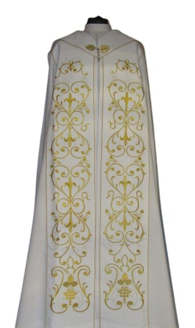 Kapa haftowana biała - ornament (4) - KAPY LITURGICZNE