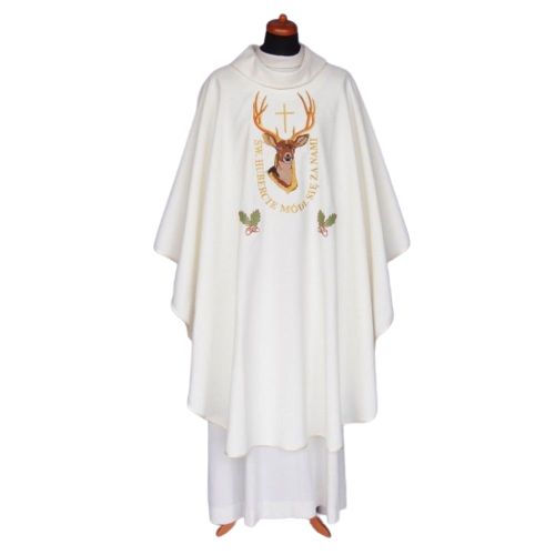 Ornat haftowany ecru Święty Hubert - zdjęcie 2 - Ornat haftowany ecru Święty Hubert