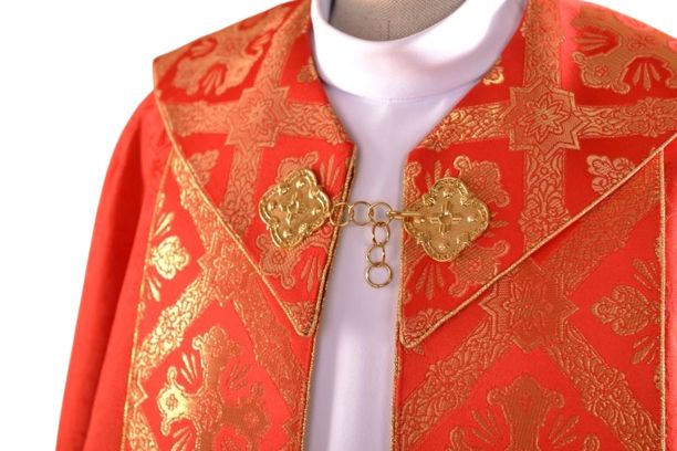 Kapa czerwona haftowana adamaszek (59) - zdjęcie 2 - Kapa czerwona haftowana adamaszek (59)