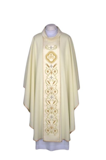 Ornat ecru haftowany, pas atłasowy - IHS (23)
