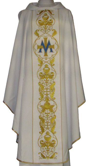 Ornat maryjny z haftowanym pasem (68)