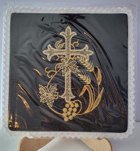 Palka kolor czarny, haftowany krzyż