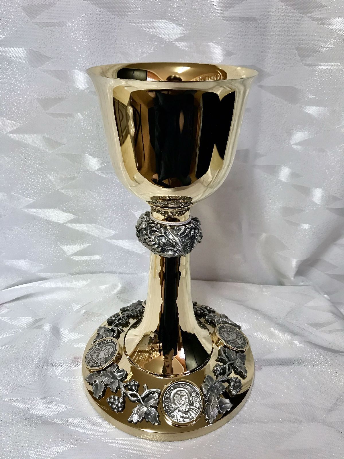 Kielich mszalny, medaliony 4 ewangelistów - 23 cm (4D)