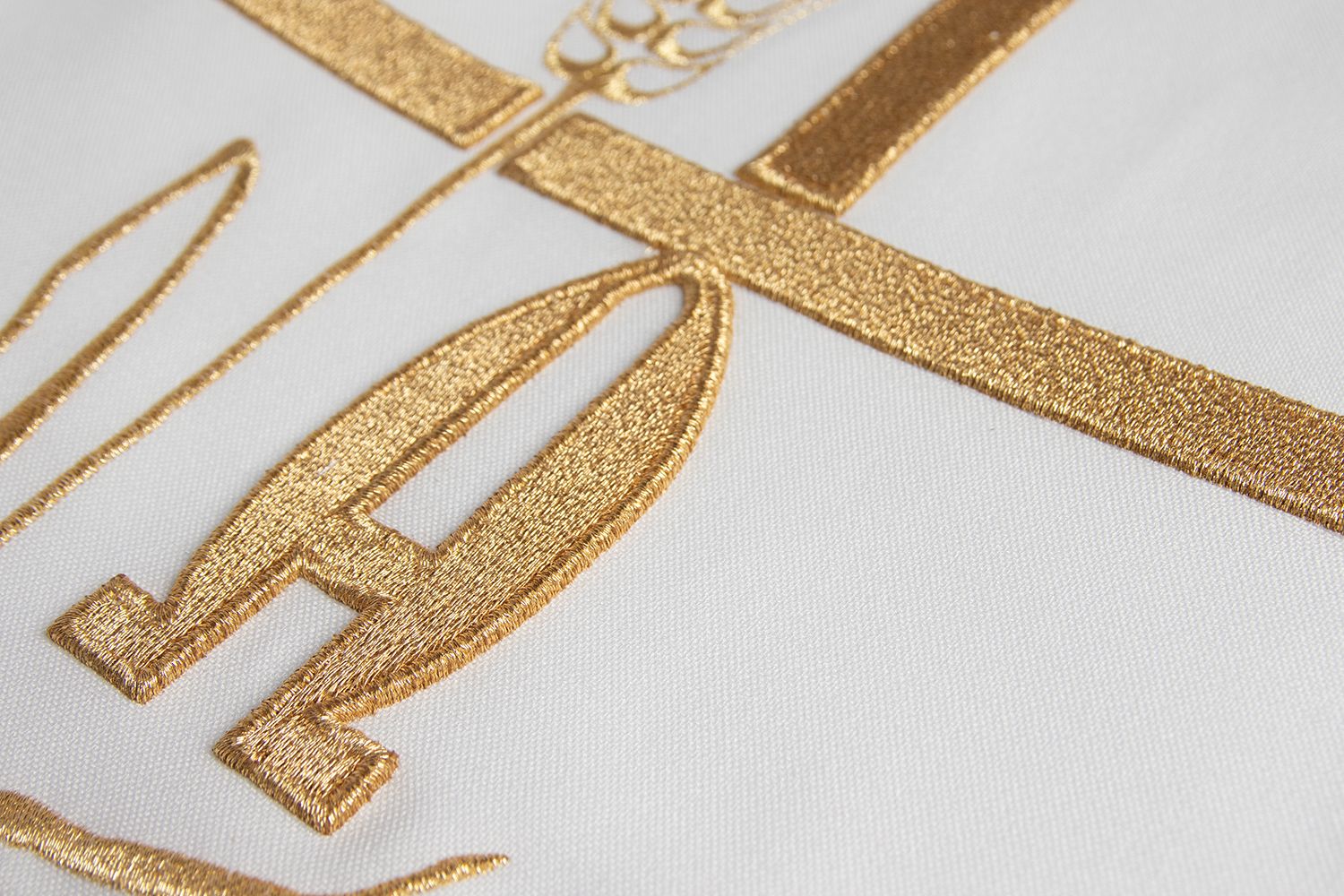 Ornat haftowany Alfa Omega- ecru (H6) - zdjęcie 4 - Ornat haftowany Alfa Omega- ecru (H6)