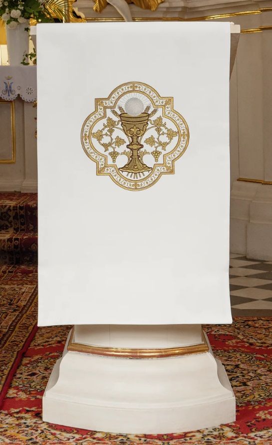 Lektorium haftowane na ambonę, motyw kielicha (H33)