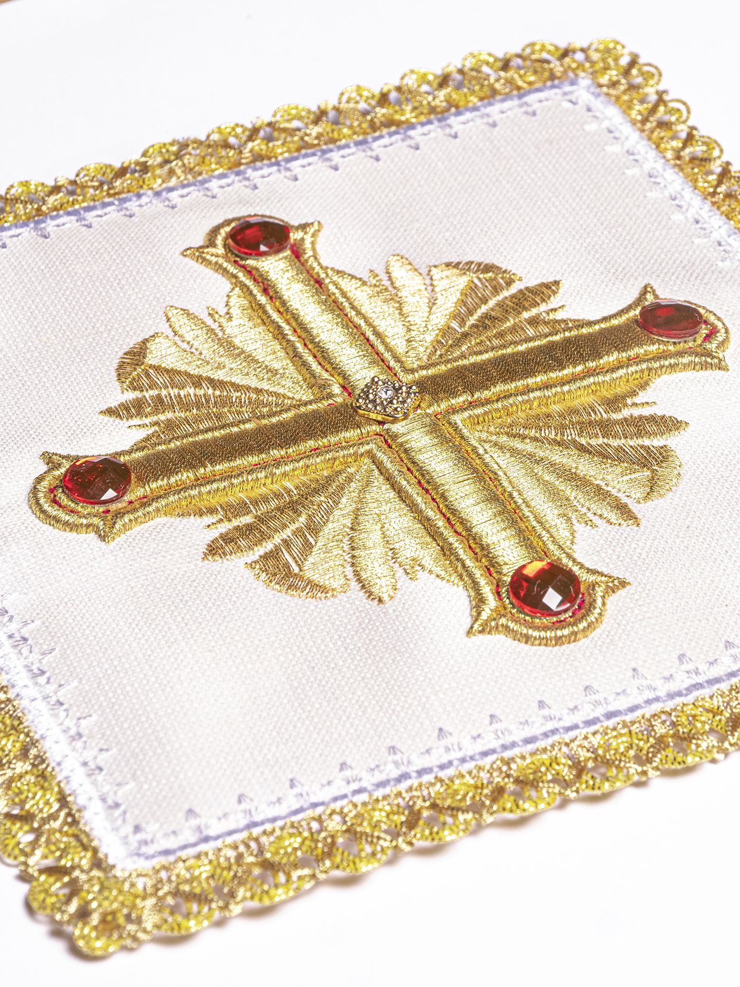 Bielizna kielichowa 100% len (6H) - zdjęcie 3 - Bielizna kielichowa 100% len (6H)