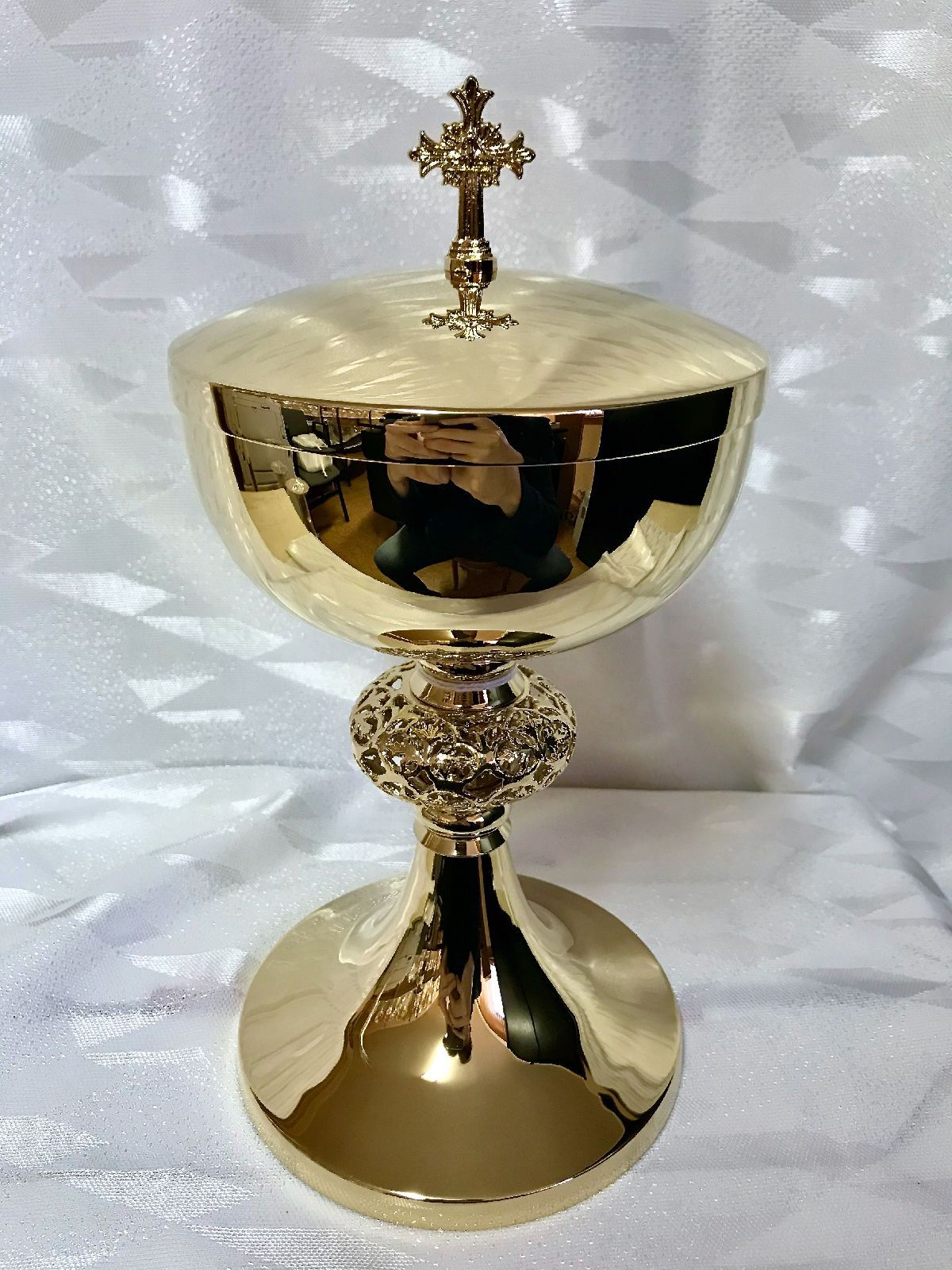 Puszka na komunikanty, pozłacana - 24 cm (1D)