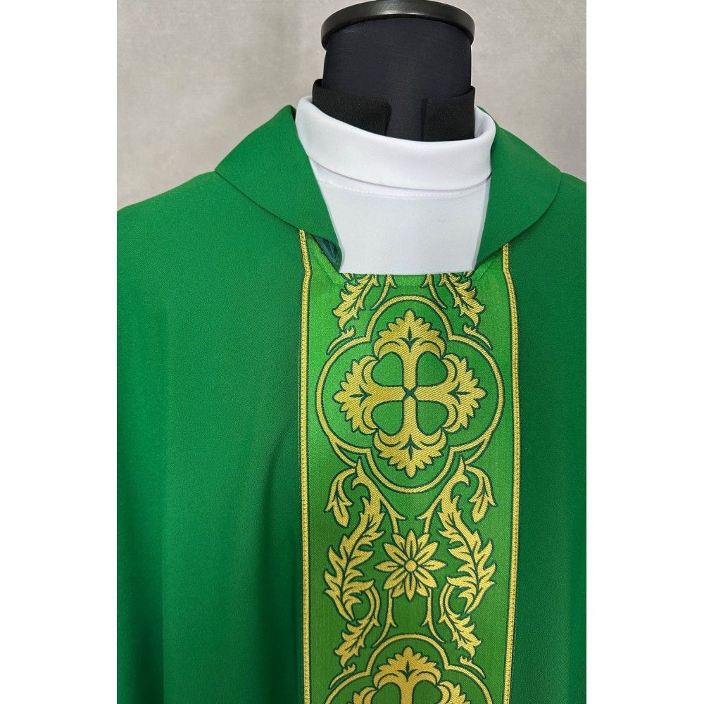 Ornat gotycki zielony  z pasami tkanymi (3K) - zdjęcie 2 - Ornat gotycki zielony  z pasami tkanymi (3K)