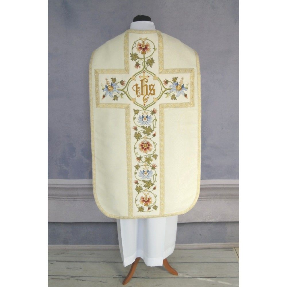 Ornat Rzymski z Manipularzem, Bursą i Welonem na kielich (9) - zdjęcie 2 - Ornat Rzymski z Manipularzem, Bursą i Welonem na kielich (9)