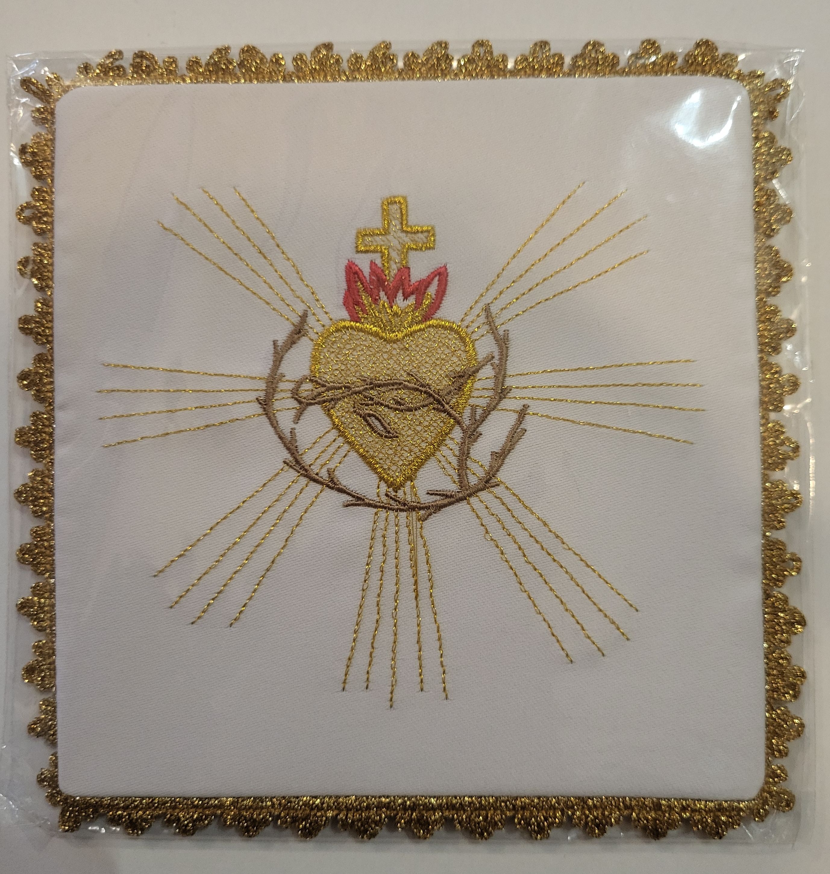 Palka haftowana Serce w koronie (2M) - kolor biały, srebrny