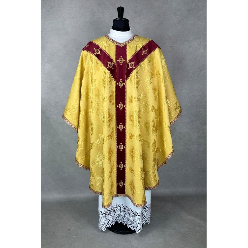 Ornat semi gotycki haftowany z motywem monstrancji (1K) - zdjęcie 2 - Ornat semi gotycki haftowany z motywem monstrancji (1K)