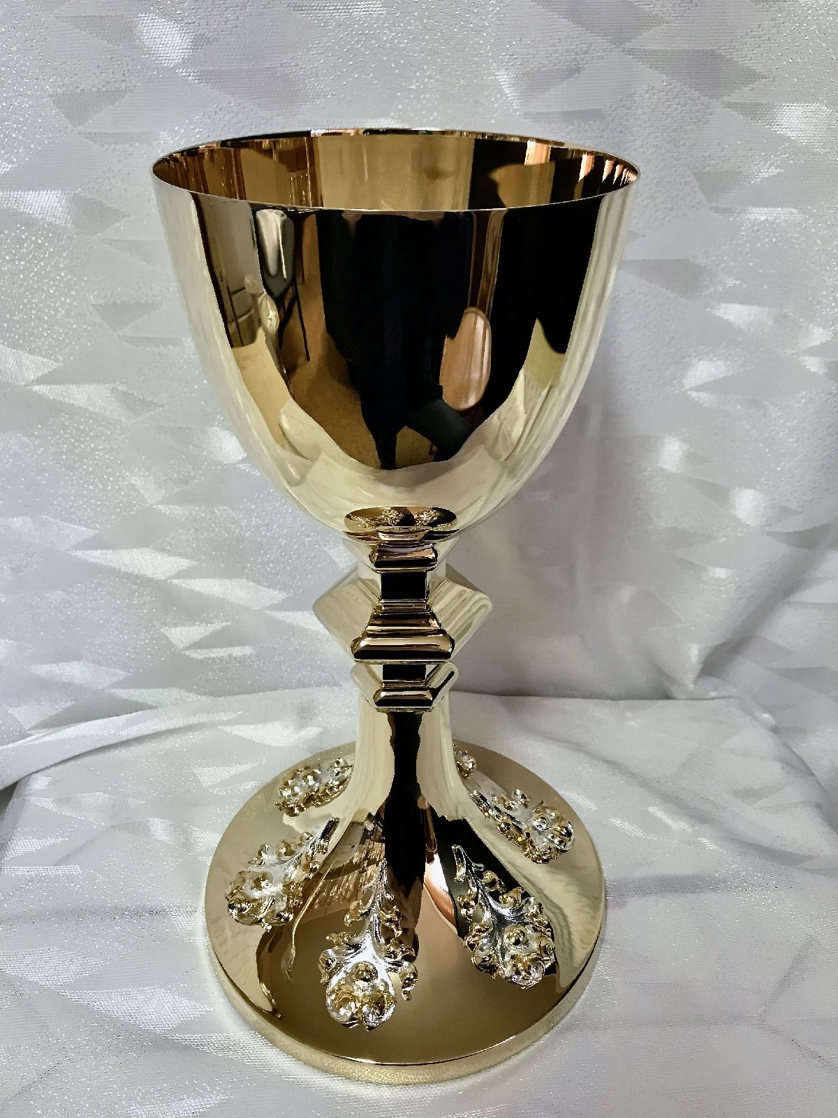 Kielich mszalny, neogotycki,nodus 6 kąt, złocony - 26 cm (18D) - KIELICHY MSZALNE