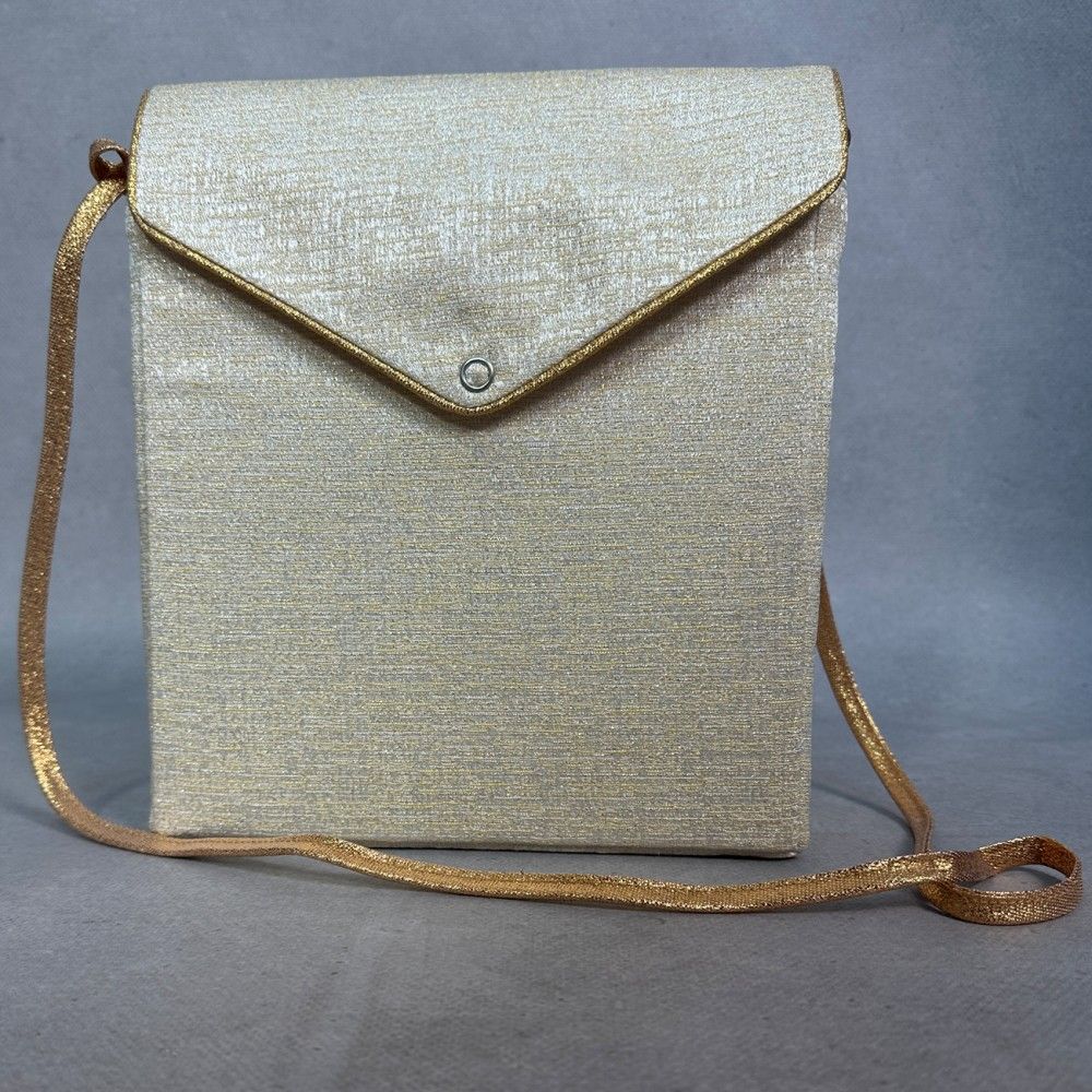 Bursa haftowana IHS - złota (D) - zdjęcie 3 - Bursa haftowana IHS - złota (D)