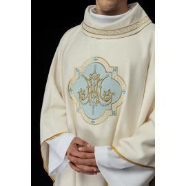 Ornat haftowany z motywem Maryjnym - ecru (128H) - zdjęcie 2 - Ornat haftowany z motywem Maryjnym - ecru (128H)