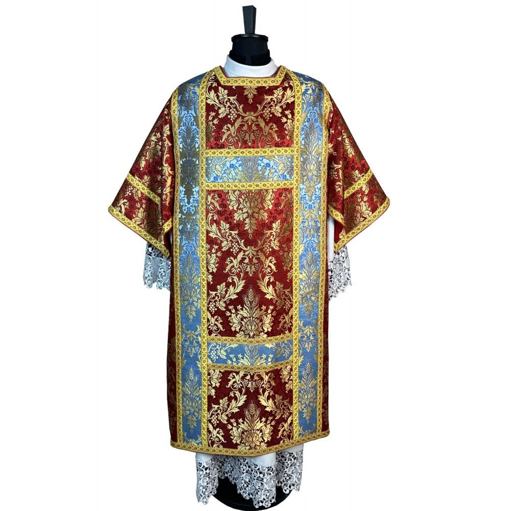 Dalmatyka semi-gotycka ze stułą diakońską i manipularzem (36K)