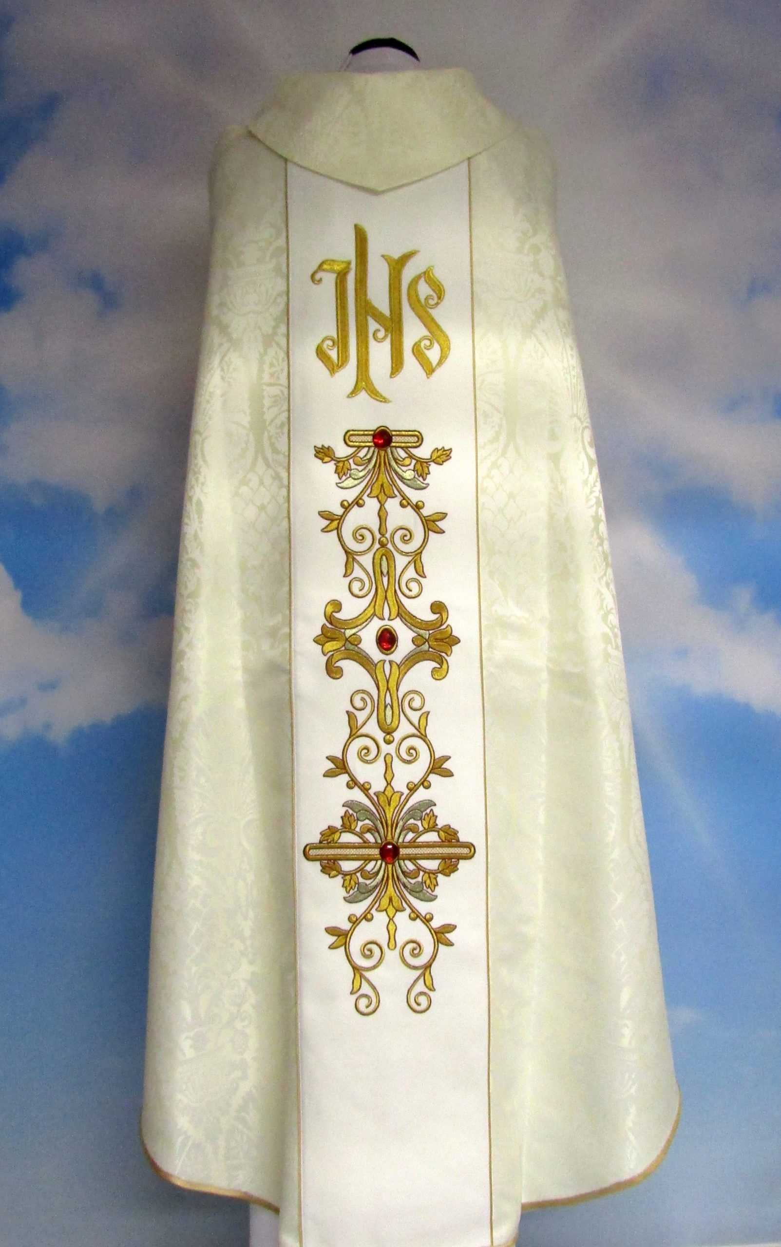 Ornat haftowany wielkanocny - Chrystus Zmartwychwstały (T1) - zdjęcie 2 - Ornat haftowany wielkanocny - Chrystus Zmartwychwstały (T1)