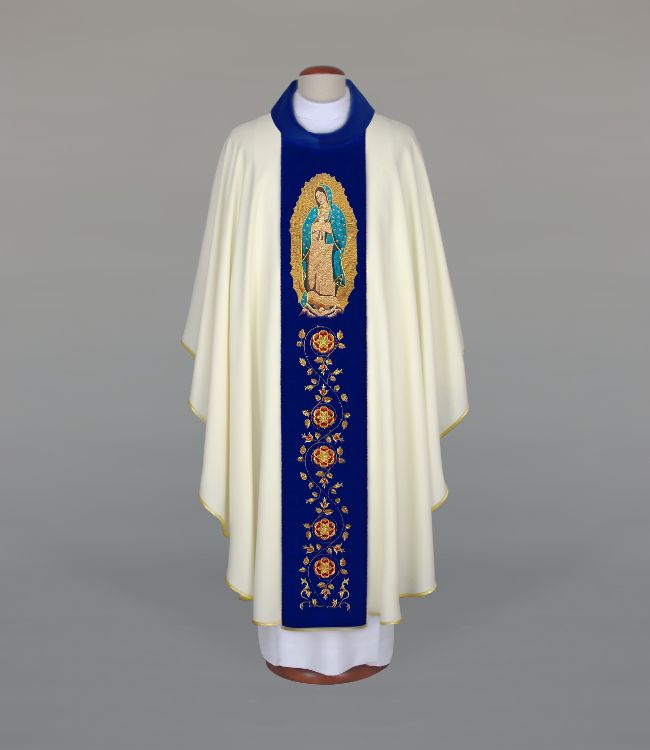 Ornat haftowany z wizerunkiem Matki Boskiej z Guadalupe (A28)