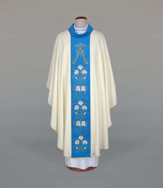 Ornat haftowany z motywem maryjnym (A29)