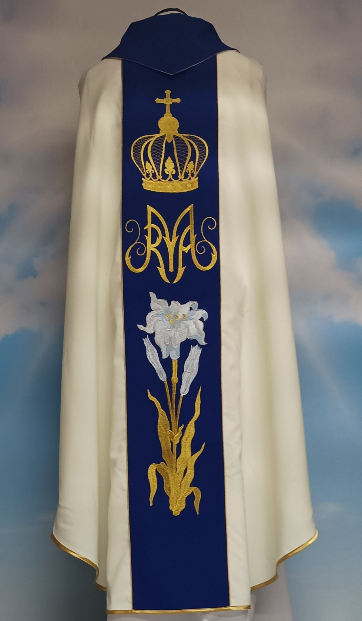 Ornat maryjny Matka Boża Fatimska (M-15) - zdjęcie 3 - Ornat maryjny Matka Boża Fatimska (M-15)