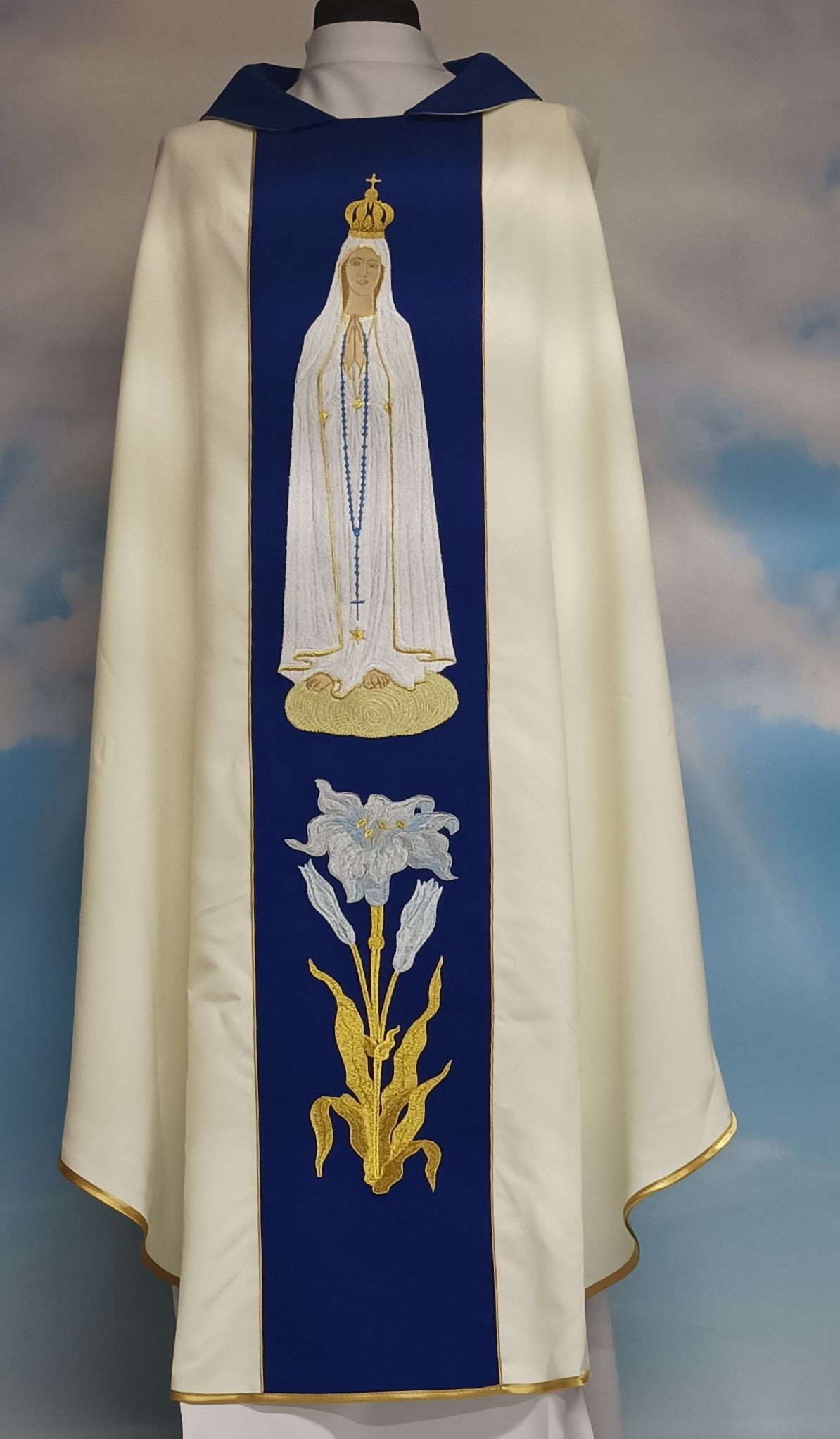 Ornat maryjny Matka Boża Fatimska (M-15) - zdjęcie 4 - Ornat maryjny Matka Boża Fatimska (M-15)