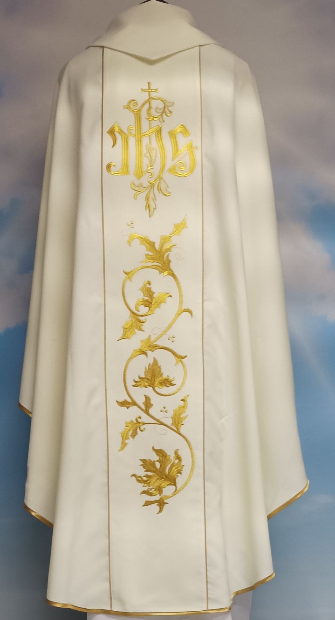 Ornat z wizerunkiem św. Ojca Pio - zdjęcie 3 - Ornat z wizerunkiem św. Ojca Pio