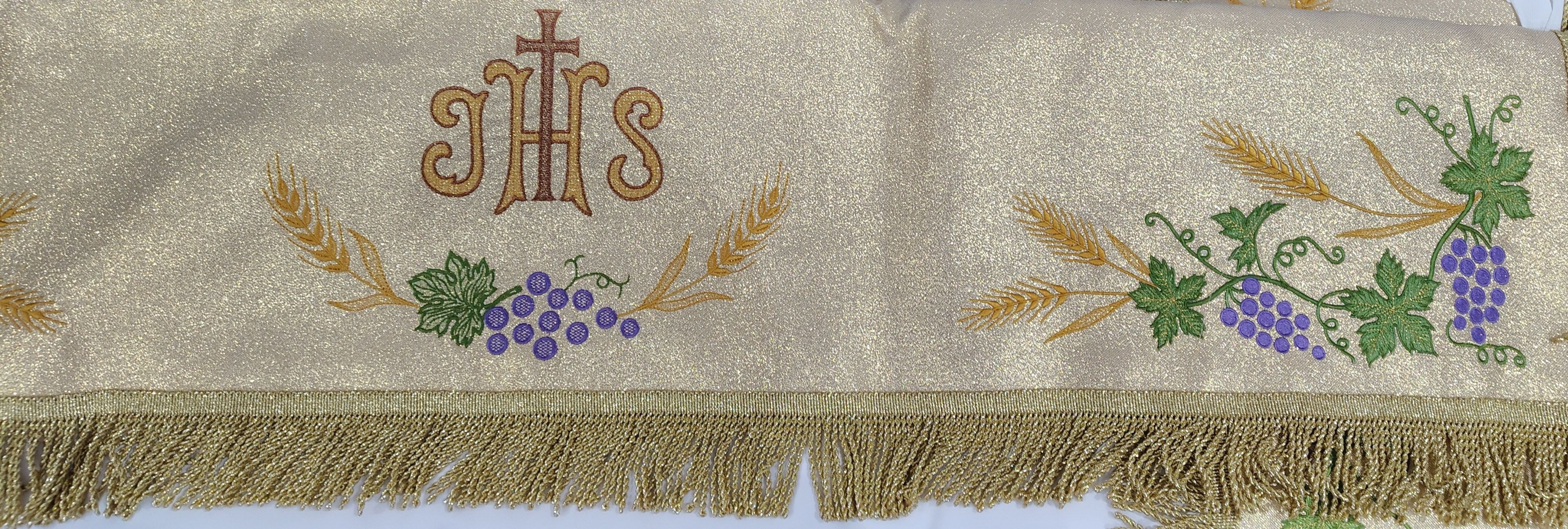 Baldachim złoty 110x140 z usztywnieniem (4)