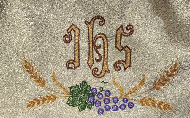 Baldachim złoty 110x140 z usztywnieniem (4) - zdjęcie 3 - Baldachim złoty 110x140 z usztywnieniem (4)