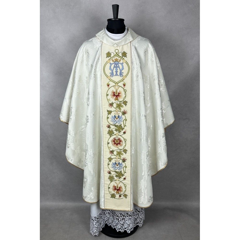 Ornat gotycki haftowany, motyw maryjny (9K) - zdjęcie 3 - Ornat gotycki haftowany, motyw maryjny (9K)