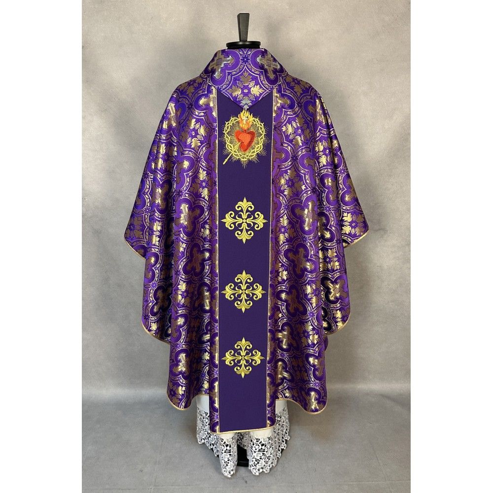 Ornat gotycki fioletowy, haftowany Serce w Koronie (16K) - zdjęcie 4 - Ornat gotycki fioletowy, haftowany Serce w Koronie (16K)