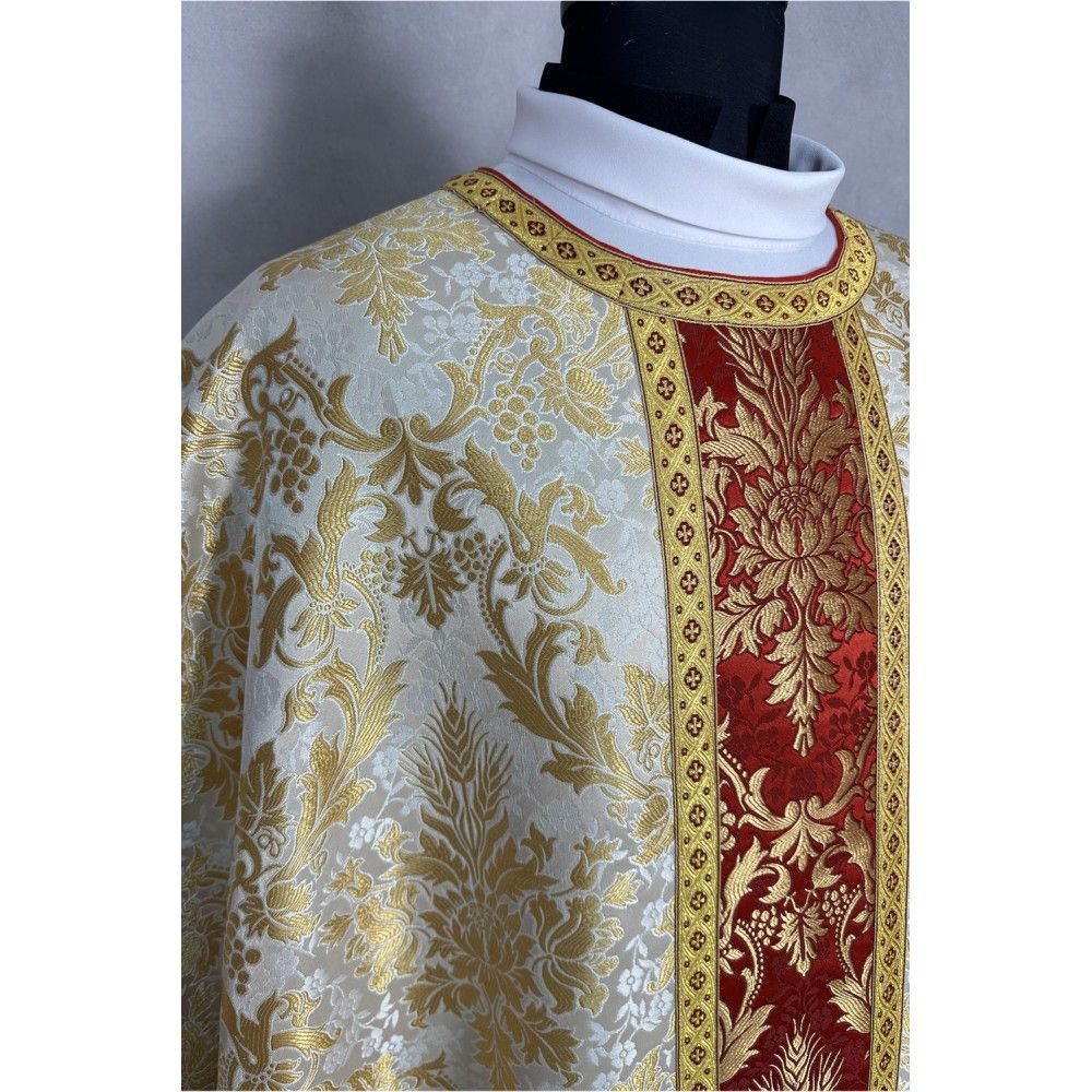 Ornat gotycki haftowany + stuła, bursa, manipularz, welon na kielich (23K) - zdjęcie 2 - Ornat gotycki haftowany + stuła, bursa, manipularz, welon na kielich (23K)