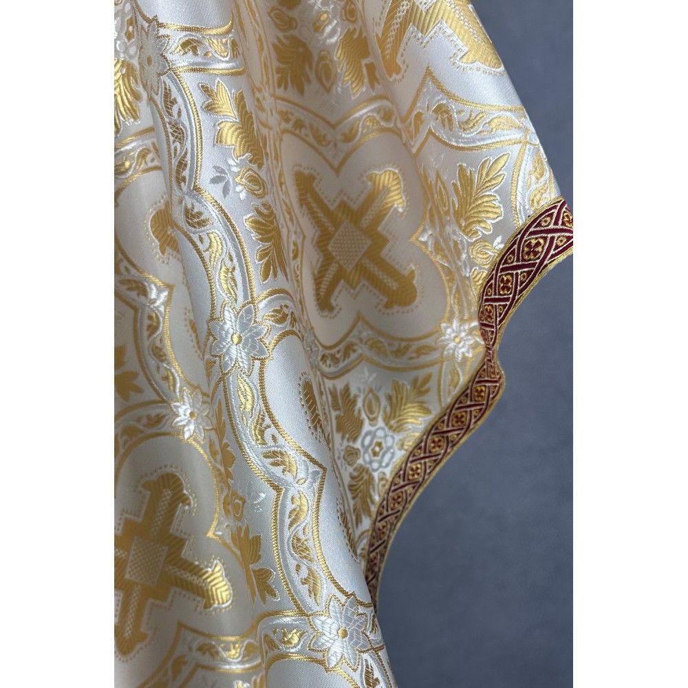 Ornat gotycki biało-złoty, haftowany (35K) - zdjęcie 3 - Ornat gotycki biało-złoty, haftowany (35K)