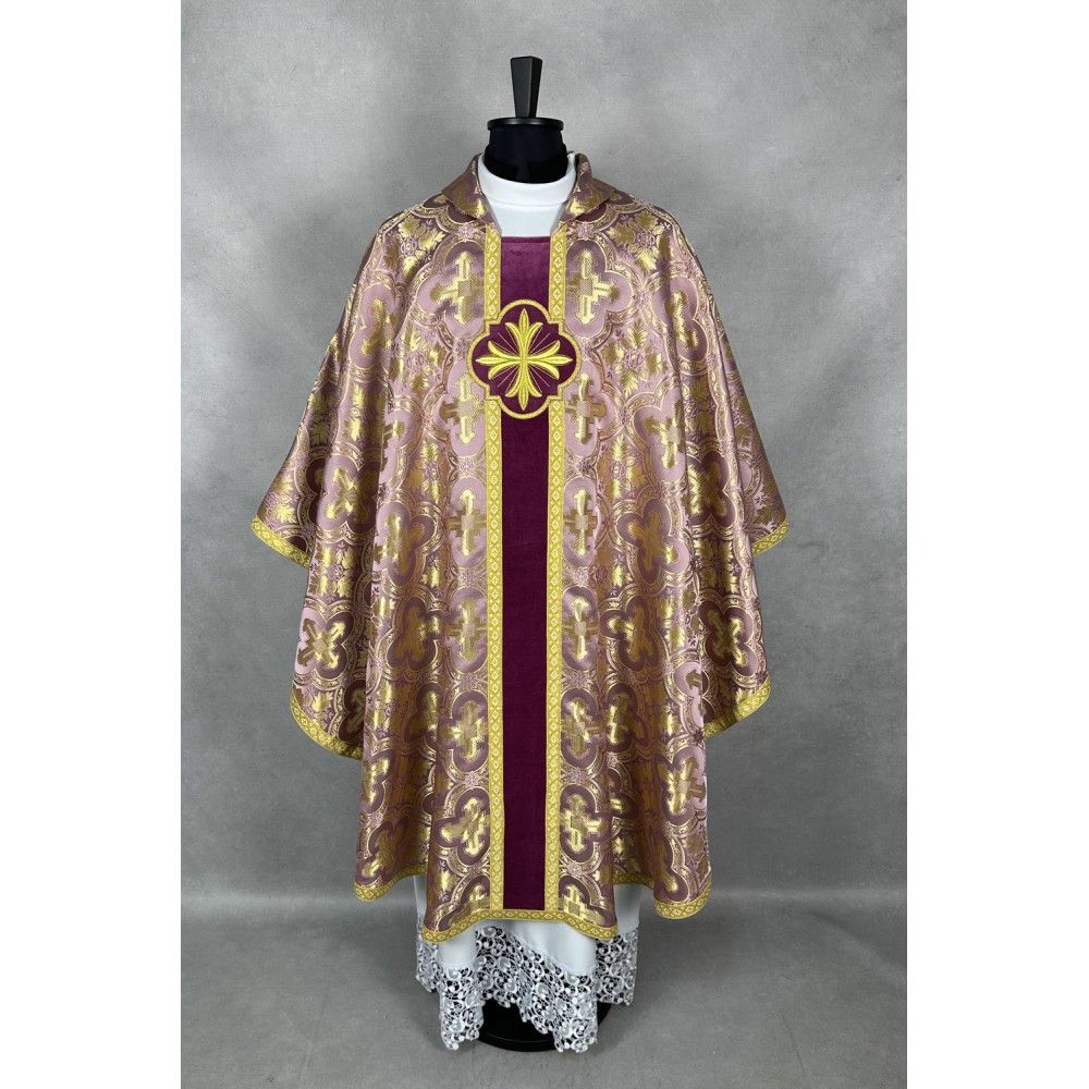 Ornat gotycki blady róż, haftowany (36K) - zdjęcie 3 - Ornat gotycki blady róż, haftowany (36K)