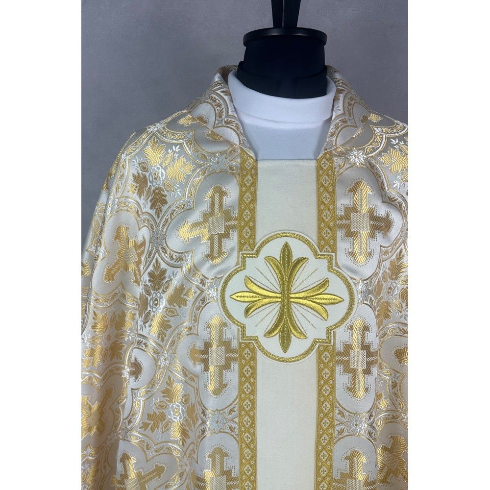 Ornat gotycki ecru/złoty, haftowany (37K) - zdjęcie 3 - Ornat gotycki ecru/złoty, haftowany (37K)