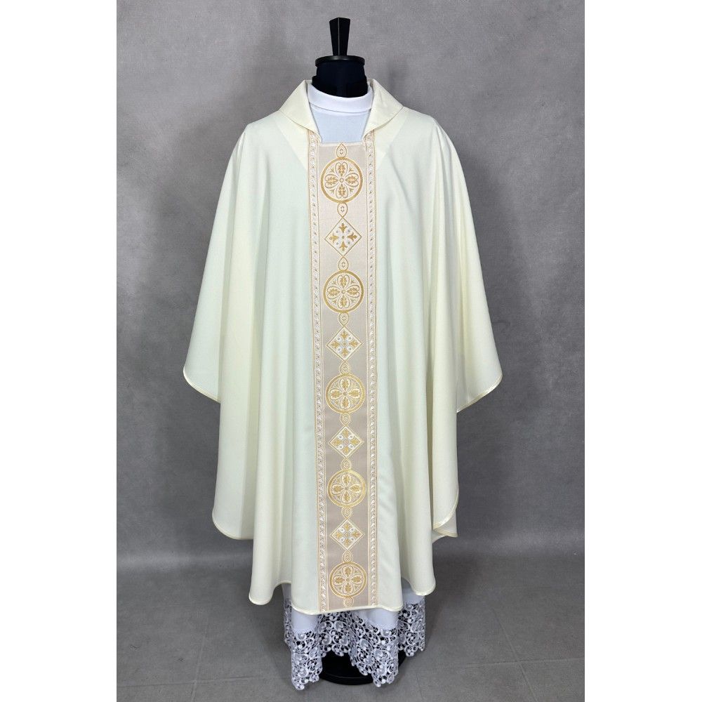 Ornat gotycki ecru, pas tkany (47K) - zdjęcie 2 - Ornat gotycki ecru, pas tkany (47K)