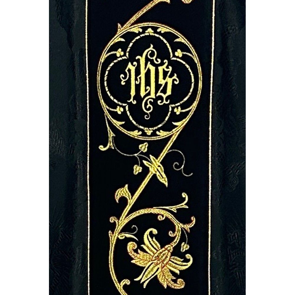Ornat gotycki haftowany, czarny (54K) - zdjęcie 3 - Ornat gotycki haftowany, czarny (54K)