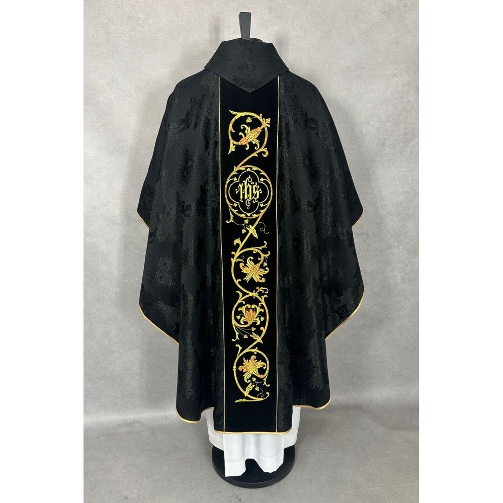 Ornat gotycki haftowany, czarny (54K) - zdjęcie 4 - Ornat gotycki haftowany, czarny (54K)