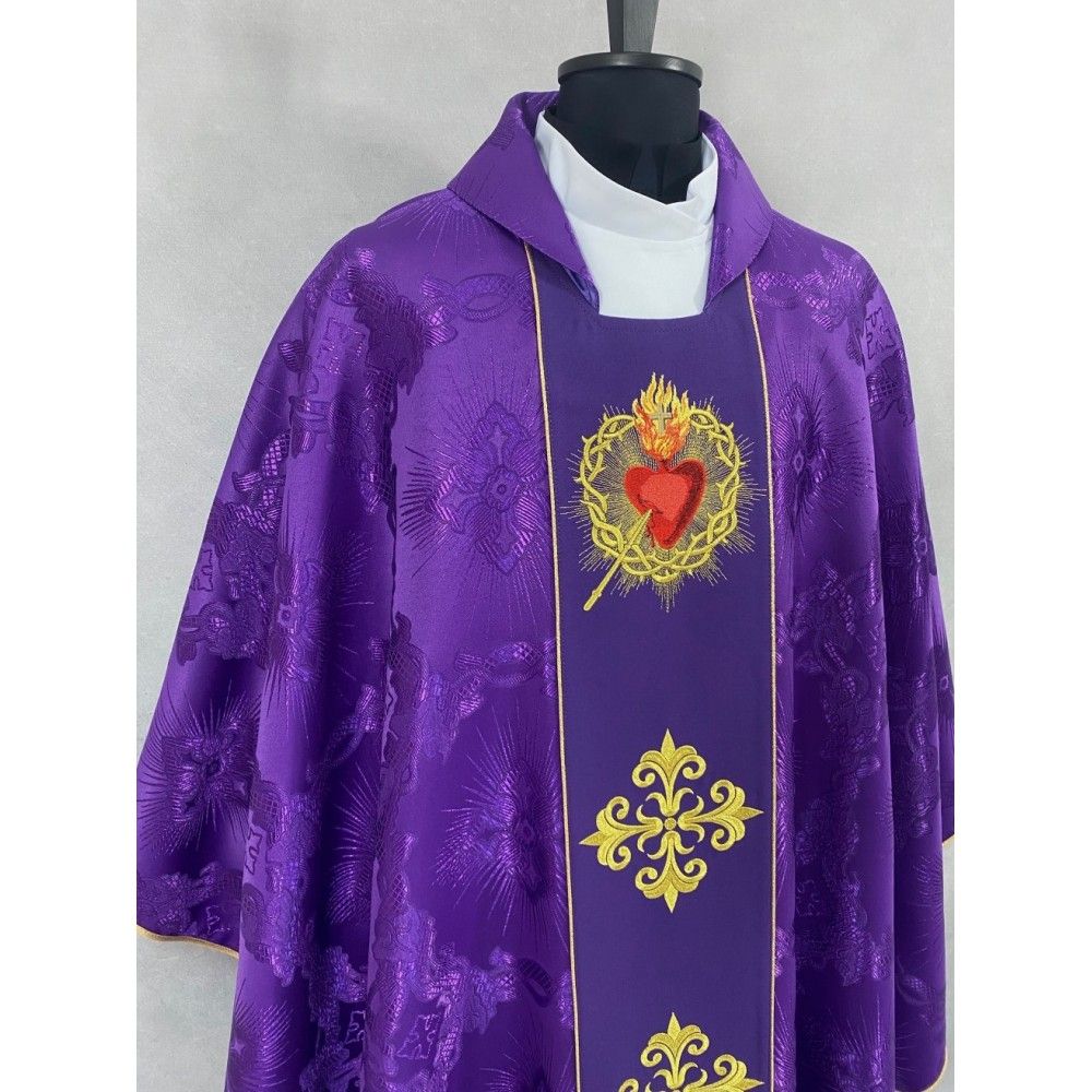 Ornat gotycki fioletowy, haftowany - Serce w Koronie (78K) - zdjęcie 3 - Ornat gotycki fioletowy, haftowany - Serce w Koronie (78K)