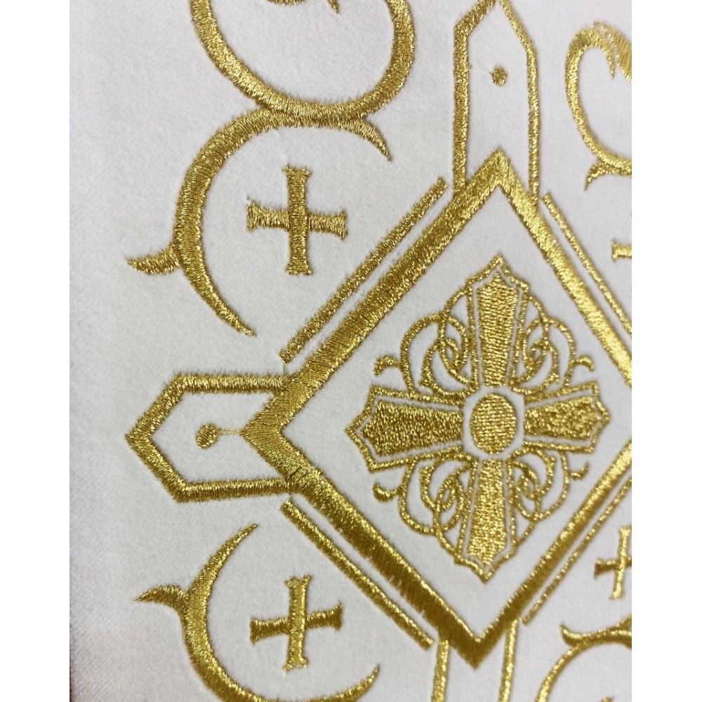 Ornat gotycki biały, haftowany, pas aksamit (80K) - zdjęcie 2 - Ornat gotycki biały, haftowany, pas aksamit (80K)