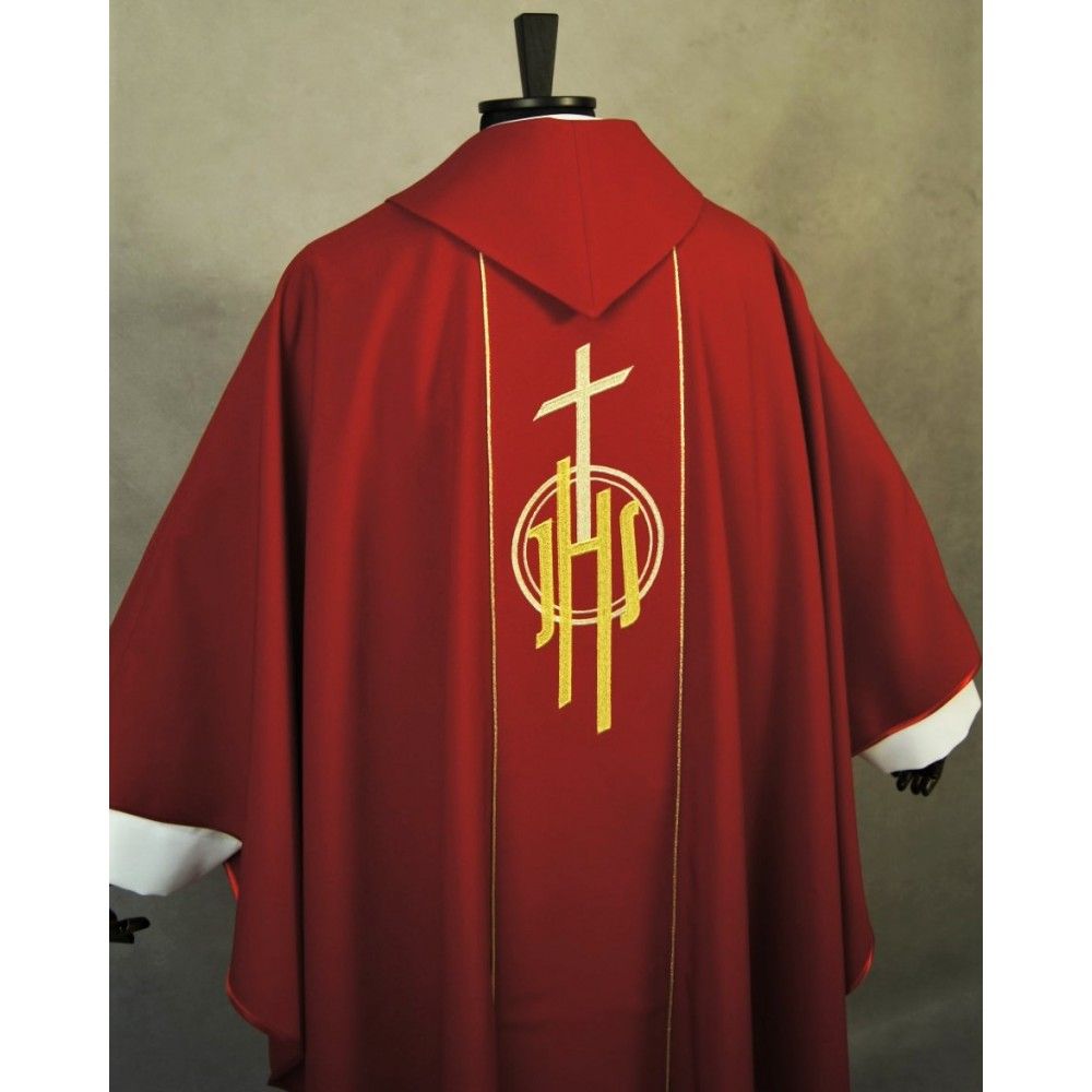 Ornat gotycki czerwony, haftowany IHS (122K) - zdjęcie 2 - Ornat gotycki czerwony, haftowany IHS (122K)