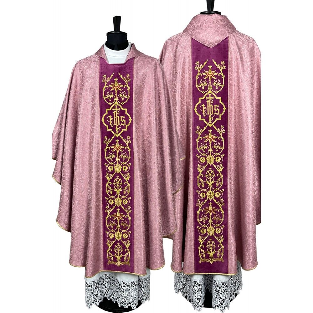 Ornat gotycki blady różowy, haftowany pas aksamit (149K)