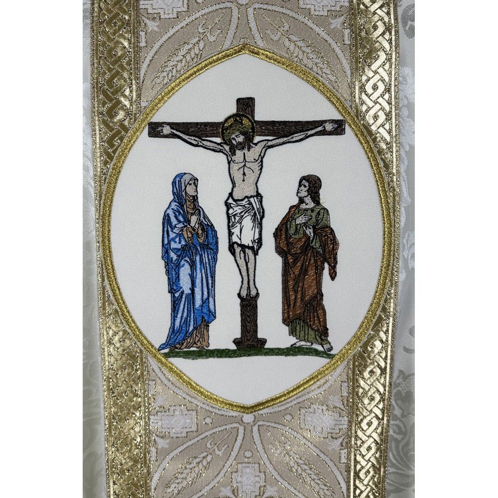 Ornat gotycki ecru, haftowany, Ukrzyżowanie Pana Jezusa (179K) - zdjęcie 4 - Ornat gotycki ecru, haftowany, Ukrzyżowanie Pana Jezusa (179K)