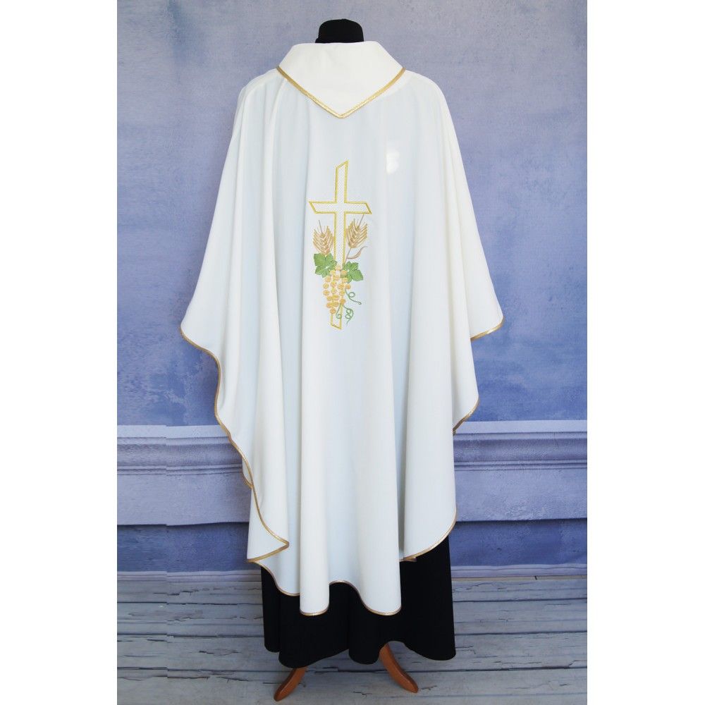 Ornat gotycki ecru, tkanina gładka, haftowany (219K) - zdjęcie 3 - Ornat gotycki ecru, tkanina gładka, haftowany (219K)