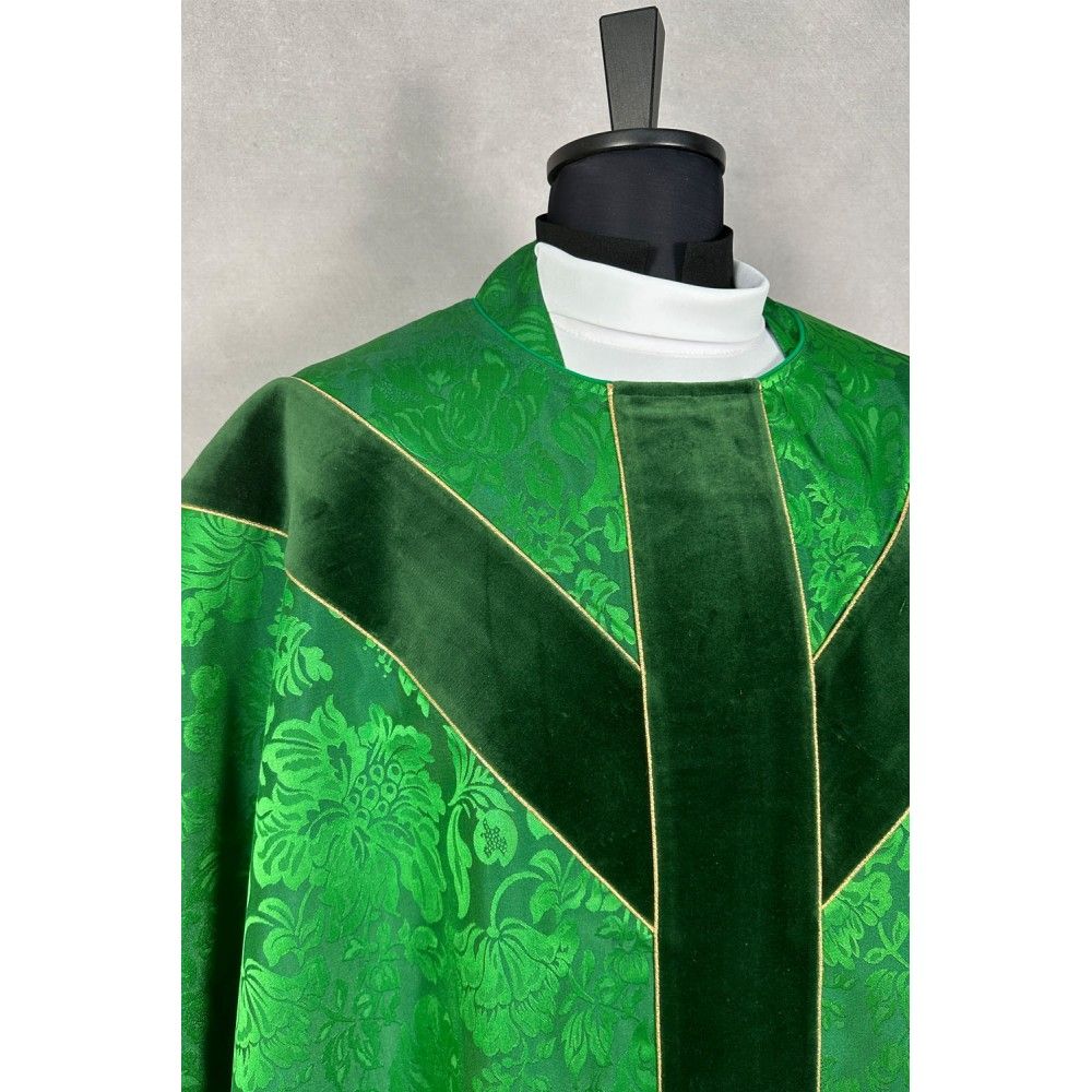 Ornat Semi Gotycki - zielony żakard (57) - zdjęcie 2 - Ornat Semi Gotycki - zielony żakard (57)