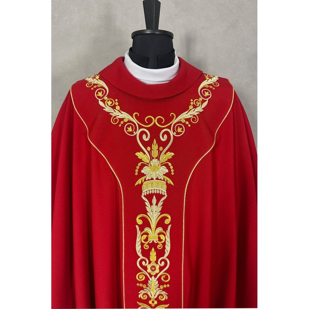 Ornat semi gotycki + stuła, kolor czerwony, haftowane pasy (43K) - zdjęcie 2 - Ornat semi gotycki + stuła, kolor czerwony, haftowane pas (43K)