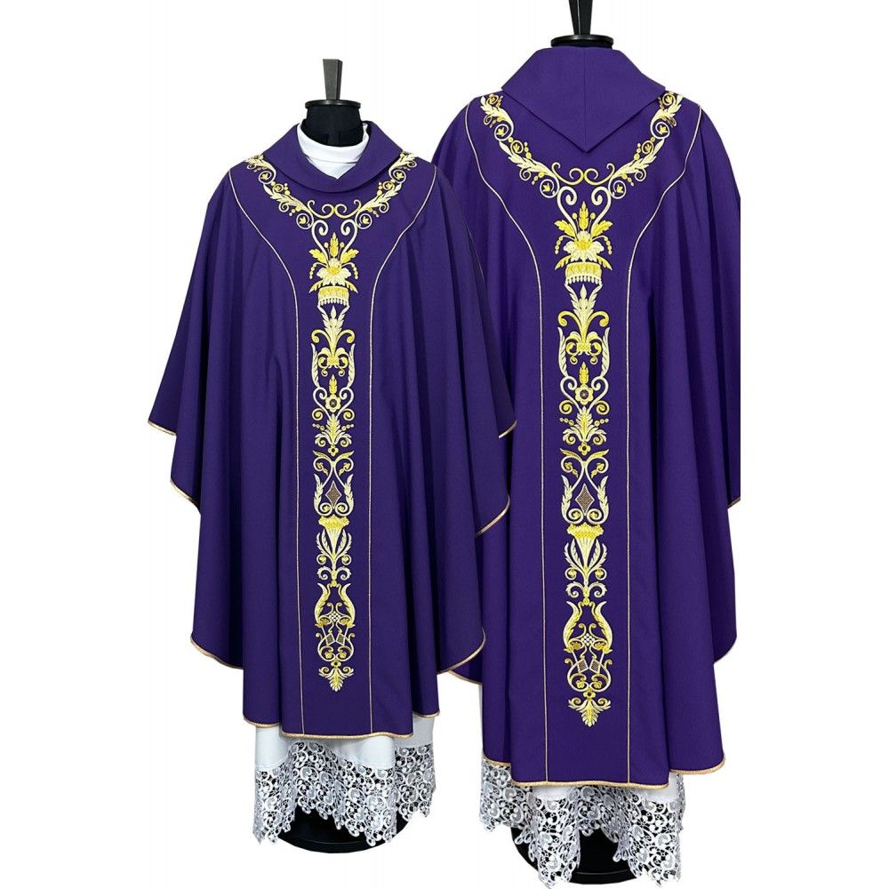 Ornat semi gotycki + stuła, kolor fioletowy, haftowane pasy (45K)