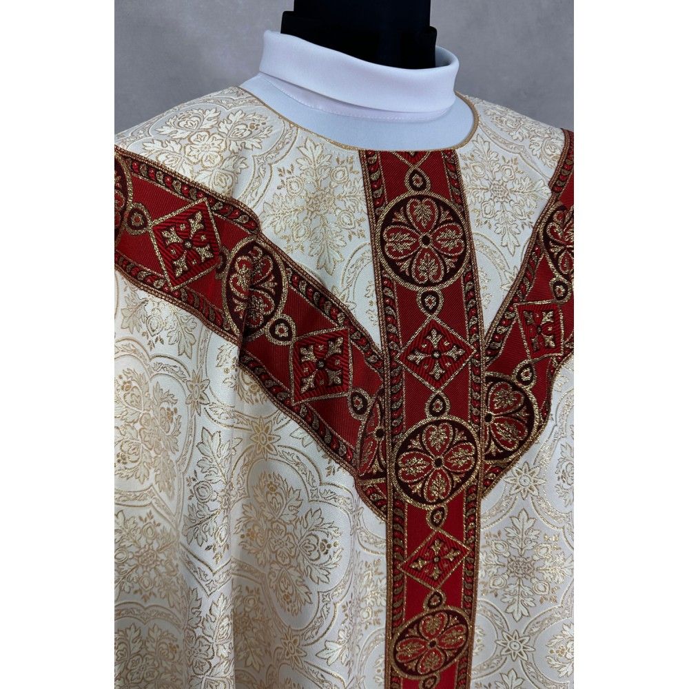 Ornat semi gotycki, tkanina brokat, pasy tkane (92K) - zdjęcie 2 - Ornat semi gotycki, tkanina brokat, pasy tkane (92K)