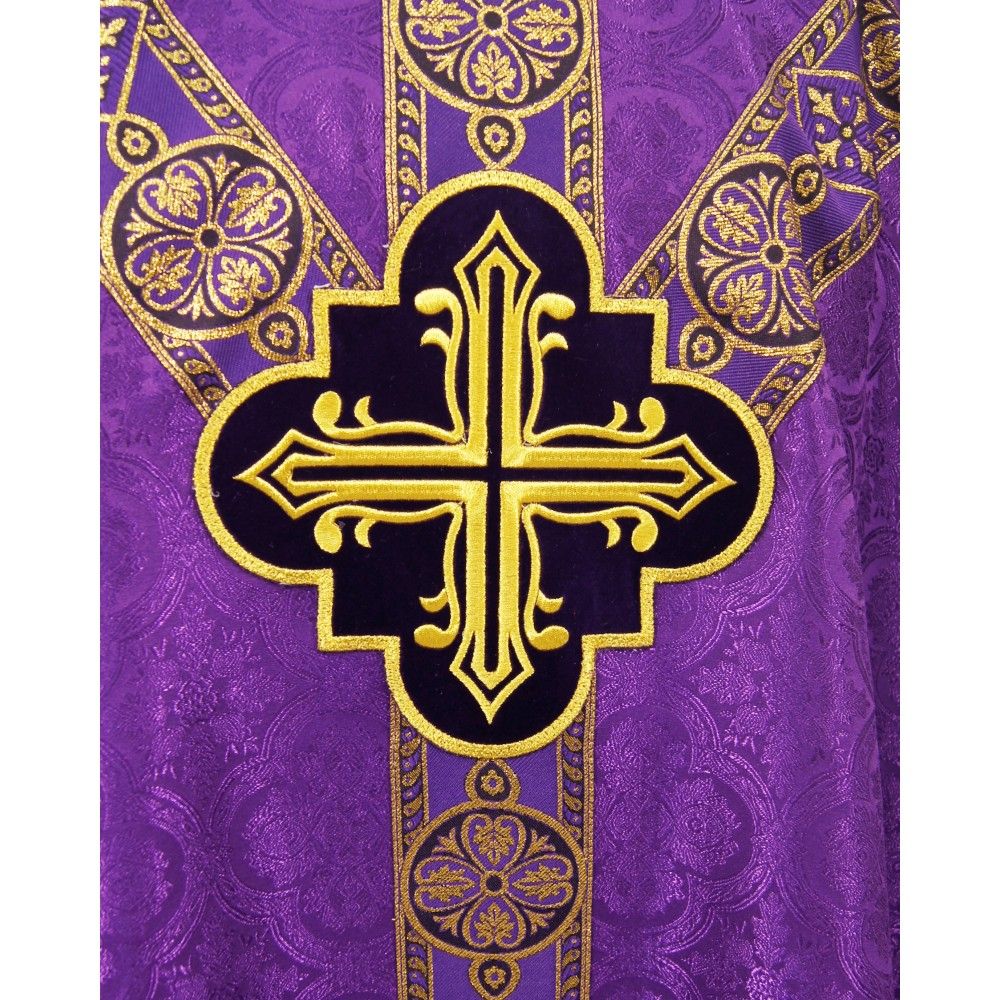 Ornat semi gotycki, fioletowy, tkanina żakard, pasy tkane (99K) - zdjęcie 2 - Ornat semi gotycki, fioletowy, tkanina żakard, pasy tkane (99K)