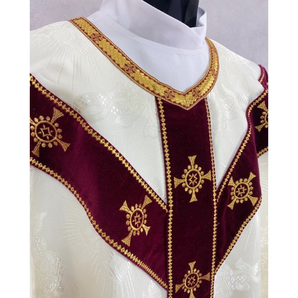 Ornat semi gotycki ecru + akcesoria, tkanina żakard, pasy aksamit (102K) - zdjęcie 2 - Ornat semi gotycki ecru + akcesoria, tkanina żakard, pasy aksamit (102K)