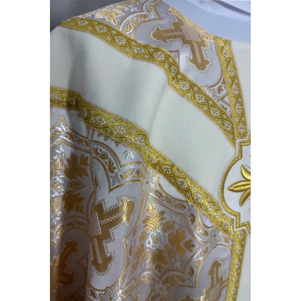 Ornat semi gotycki ecru + złote rozety, tkanina żakard (114K) - zdjęcie 3 - Ornat semi gotycki ecru + złote rozety, tkanina żakard (114K)